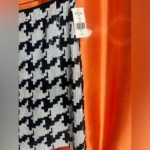 NWT Sequin Mini - Picture 3 of 3